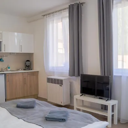 Apartment East Side Corner - 2 Hajduszoboszlo